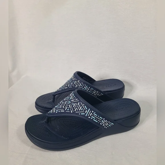 Black crocs women's size 9 best sale